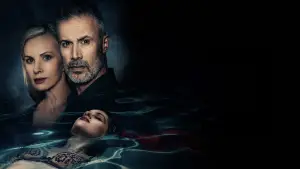 Задник к фильму "Девушка в бассейне" #705518