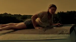 Задник к фильму "Внизу" #447620