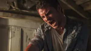 Задник к фильму "Зловещие мертвецы: Черная книга" #642953