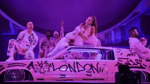 Задник к фильму "Ариана Гранде: excuse me, i love you" #440213