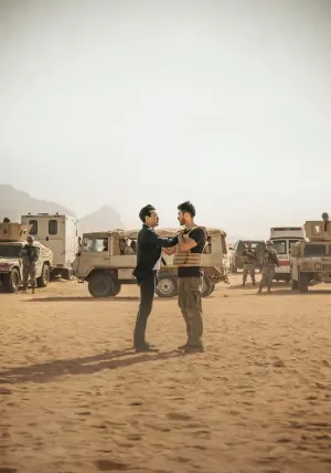 Постер к фильму "Переговорщик" #387588