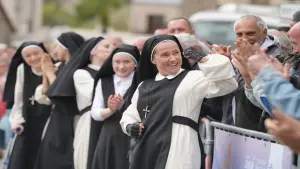 Задник к фильму "Сестра, действуй!" #190724