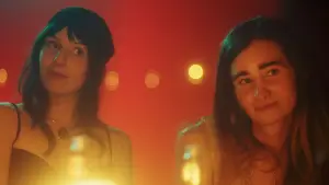 Задник к фильму "The Serpent