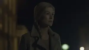 Задник к фильму "Исчезнувшая" #555156