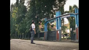 Задник к фильму "Tut Wuri Handayani" #783453