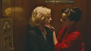 Задник к фильму "Поцелуй проклятой" #362869