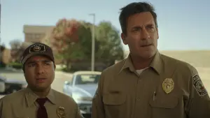 Задник к фильму "Мэгги Мур(ы)" #383178