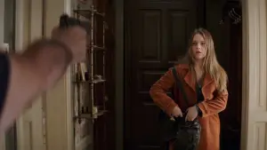 Видео к фильму Обычный человек | An Ordinary Man Official Trailer (HD) - Ben Kingsley movie