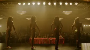 Задник к фильму "Любовь истекает кровью" #434535