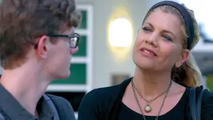 Задник к фильму "Одним касанием" #432975