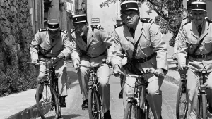 Задник к фильму "Жандарм из Сен-Тропе" #491218