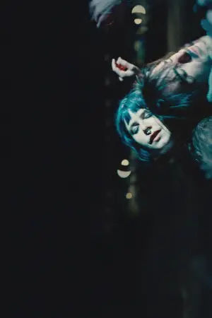 Постер к фильму "Как запечатлеть призрака" #782789