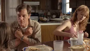 Задник к фильму "Укрытие" #243338