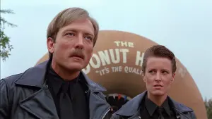 Задник к фильму "Надвигающееся насилие" #458061