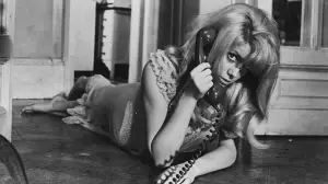 Задник к фильму "Отвращение" #703212