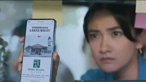 Задник к фильму "Senin Harga Naik" #765217