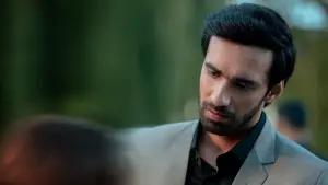 Задник к фильму "Мира, девушка в поезде" #407630