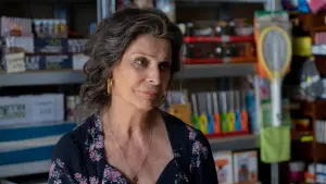 Задник к фильму "Вся жизнь впереди" #266706