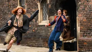 Задник к фильму "Мисс Плохое поведение" #406610