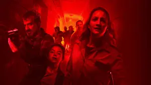 Видео к фильму Эпидемия: Вирус 32 | Вирус 32 &mdash; трейлер фильма 2022 год