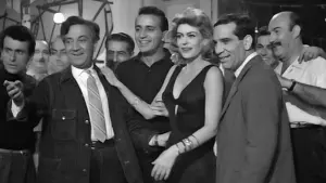 Задник к фильму "Никогда в воскресенье" #483890