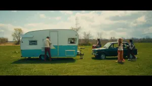 Видео к фильму Mending | Making a Movie in 48 Hours? - Mending