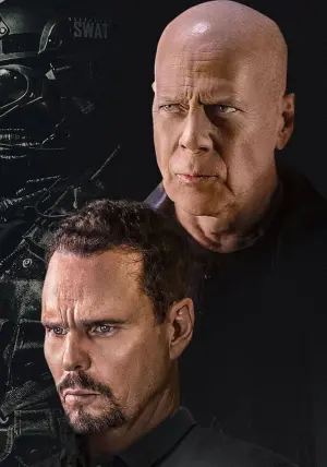 Постер к фильму "Под наблюдением" #325841