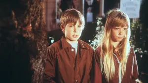 Задник к фильму "Побег на Ведьмину гору" #395233