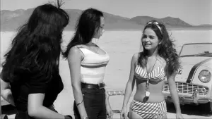 Задник к фильму "Быстрая Кошечка! Убей, Убей!" #467246