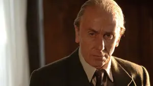 Задник к фильму "Молодость без молодости" #417358