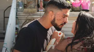 Задник к фильму "Выбивая долги" #326563