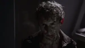 Видео к фильму В плену у космоса | Stranded Official Trailer #1 (2013) -  Christian Slater Horror Sci-Fi Movie