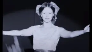 Задник к фильму "Пэрл" #223789