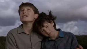 Задник к фильму "Бумажный дом" #358174