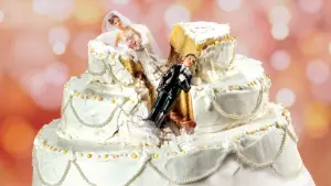 Видео к фильму Любовь, свадьбы и прочие катастрофы | Love, Weddings & Other Disasters Official Trailer (2020) - Diane Keaton, Jeremy Irons, Maggie Grace