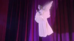 Задник к фильму "Твин Пикс: Сквозь огонь" #643168