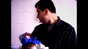 Задник к фильму "Les pères sont des mères juives comme les autres" #780488