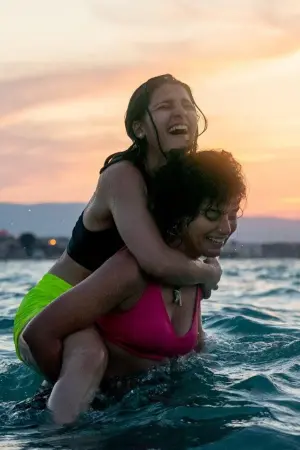 Постер к фильму "Пловчихи" #213899