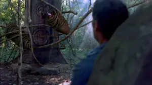 Задник к фильму "Из-под земли" #656610