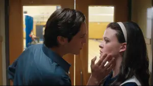 Видео к фильму How to Lose a Popularity Contest | How to Lose a Popularity Contest I Bloopers I Tubi Original