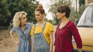 Задник к фильму "Спрячь бабушку в холодильнике" #299888