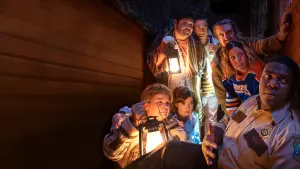 Задник к фильму "Оборотни внутри" #306909