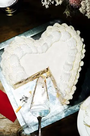 Постер к фильму "Материалистка" #558763