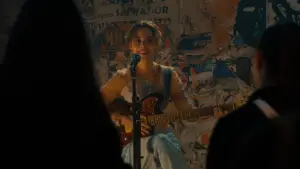 Задник к фильму "Louise" #788857