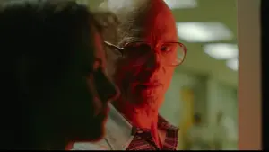 Задник к фильму "Любовь истекает кровью" #434546