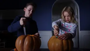 Задник к фильму "Стефани" #496656