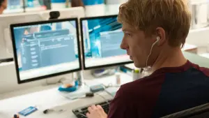 Задник к фильму "Из машины" #206909