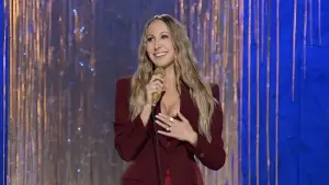 Задник к фильму "Nikki Glaser: Good Girl" #799000