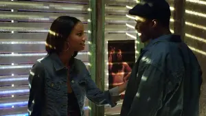 Задник к фильму "Разбогатей или сдохни" #263505