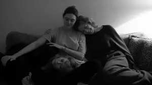 Задник к фильму "Его три дочери" #641322